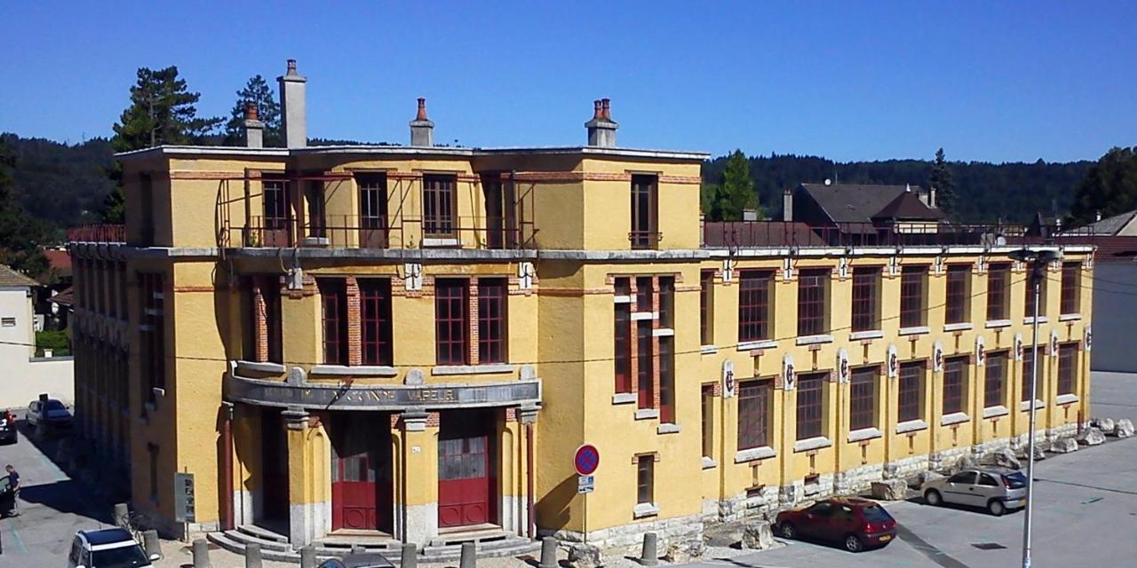 Apartmán La Vie Est Belle Oyonnax Exteriér fotografie